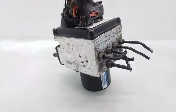 Volkswagen PASSAT B6 ABS Pump 3C0614109C