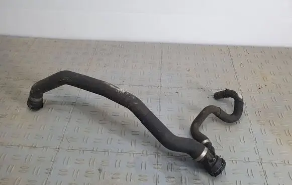 BMW 5 F10 F11 Engine coolant pipe/hose 8571801 14622648378
