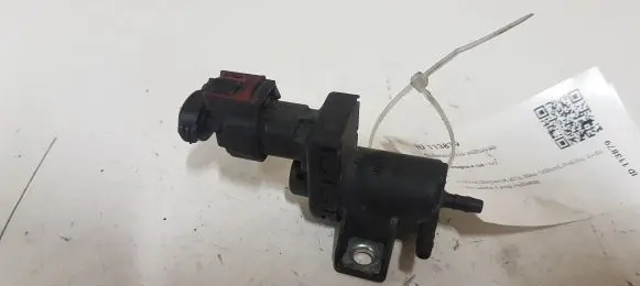Opel Insignia A Turbo solenoid valve 55574896