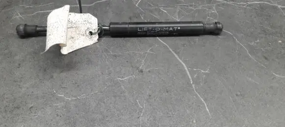 Alfa Romeo 156 Tailgate strut 