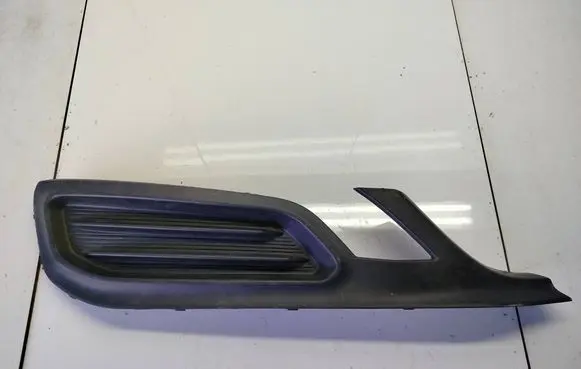 Front bumper lower grill