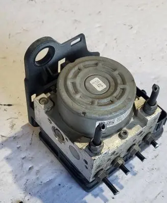 Volkswagen Golf VII ABS Pump 5Q0614517T 10022003734