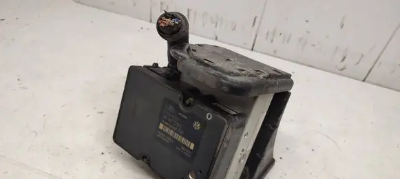 Volkswagen Sharan ABS Pump 7M3907379E 10092503063 5WK84013