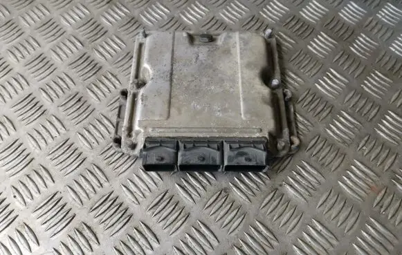 Renault Espace III Engine control unit/module 0281001999 7700104407 8200095448