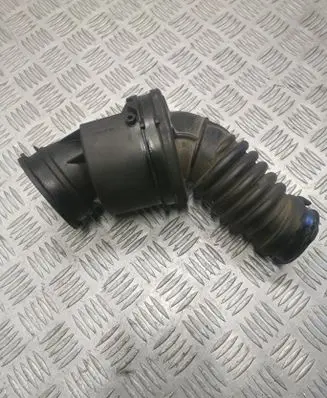 Opel Astra J Air intake hose/pipe 1108402S01