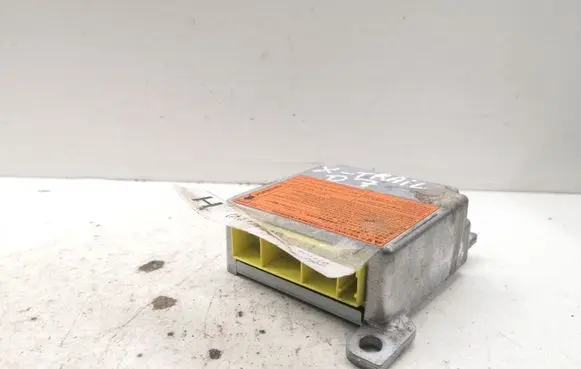Nissan X-Trail T30 Airbag control unit/module