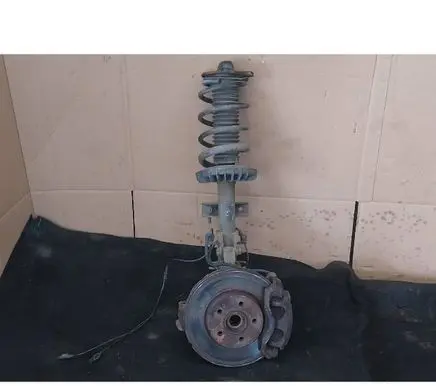 Mercedes-Benz Vito Viano W447 Front wheel hub spindle knuckle 