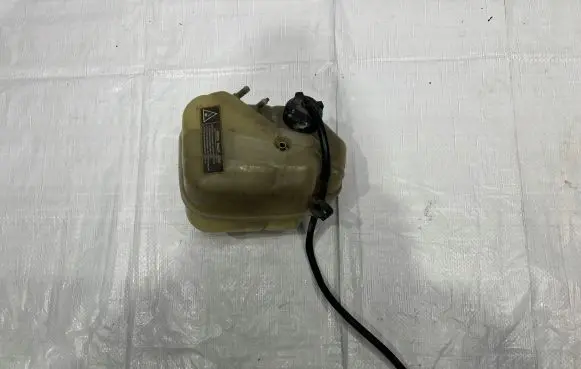 Maserati GranTurismo Coolant expansion tank/reservoir