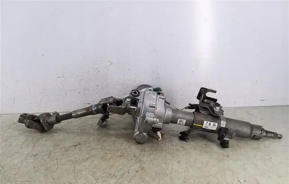 Toyota Verso-S Power steering pump JJ301000740