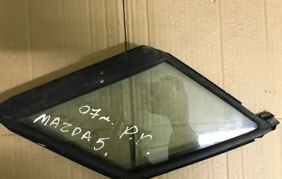 Mazda 5 Rear vent window glass C23658651