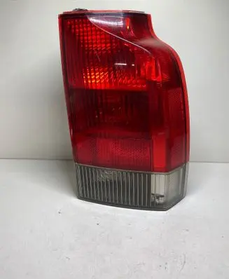 Volvo V70 Rear/tail lights 9154498 9154502