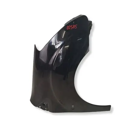 Peugeot Partner Fender B2585