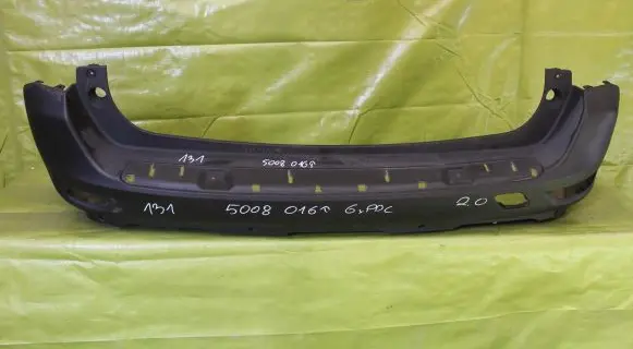 Peugeot 5008 II Front bumper 000465