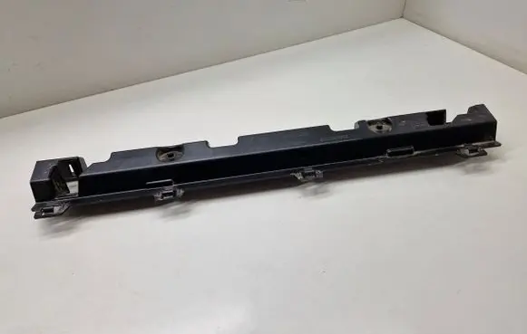 BMW i4 Sill supporting ledge 8737083