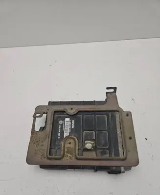 Volkswagen Golf IV Engine control unit/module 030906026K 0261200750