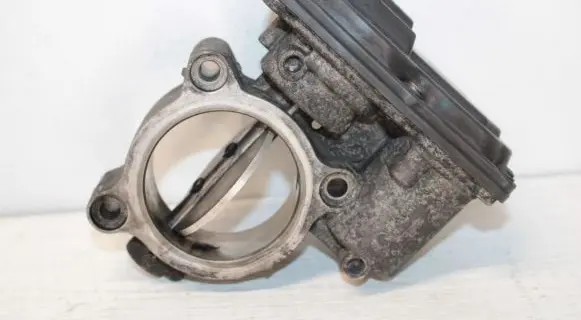 BMW 5 F10 F11 Throttle valve 7810752