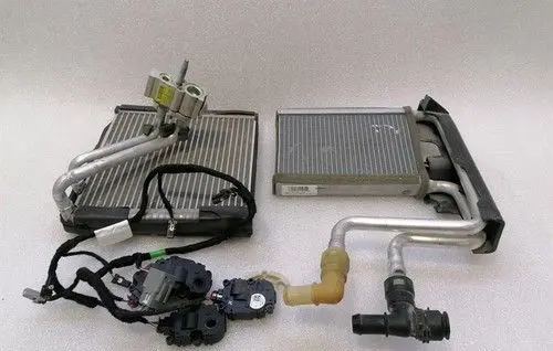Chevrolet Corvette C8 Heater blower radiator 84815537