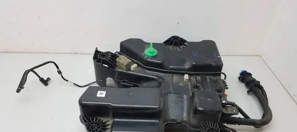 Toyota Proace AdBlue liquid reservoir 98183661 9842697380 4099016