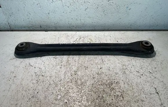 Volkswagen Touareg I Rear control arm