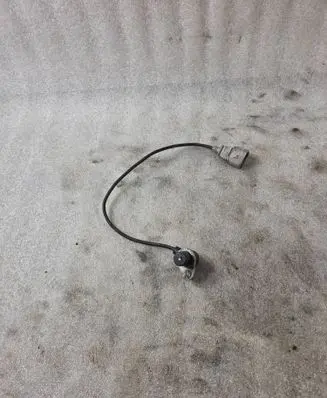 Audi A8 S8 D2 4D Crankshaft speed sensor 