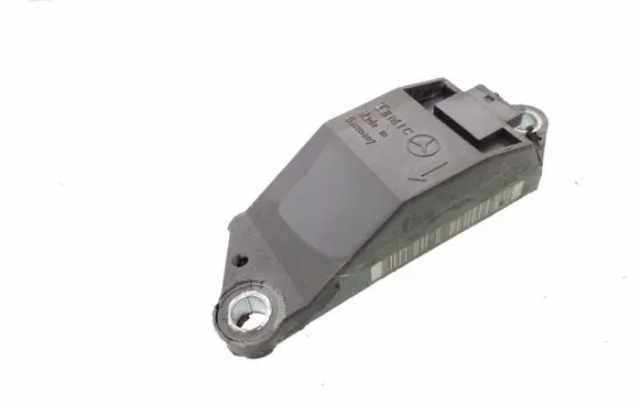 Mercedes-Benz E W211 Airbag deployment crash/impact sensor A0018209326