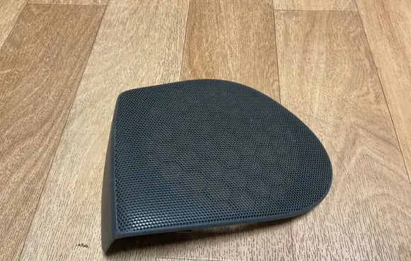 Volvo S40, V40 Front door speaker cover trim 30883592