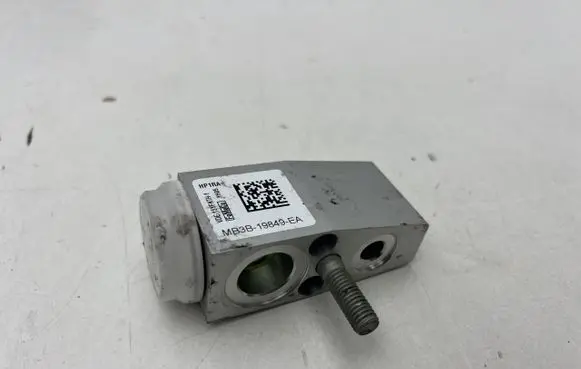 Ford Escort Air conditioning (A/C) expansion valve MB3B19849EA