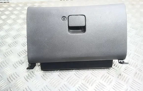 Mazda 626 Glove box lid/cover 