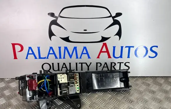 Jaguar XE Fuse box set GX7314A076AA