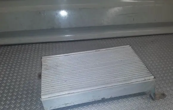 Chrysler Pacifica Sound amplifier 05082009AD