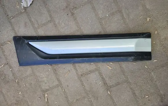 Mitsubishi Outlander Rear door trim (molding) 5757A410