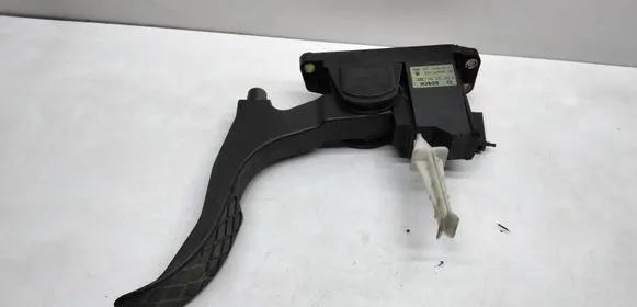 Audi A3 S3 8L Accelerator throttle pedal 1J1721503K