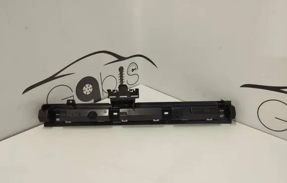 BMW i4 Sill supporting ledge 8737092