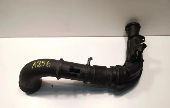Volkswagen Golf VI Engine coolant pipe/hose