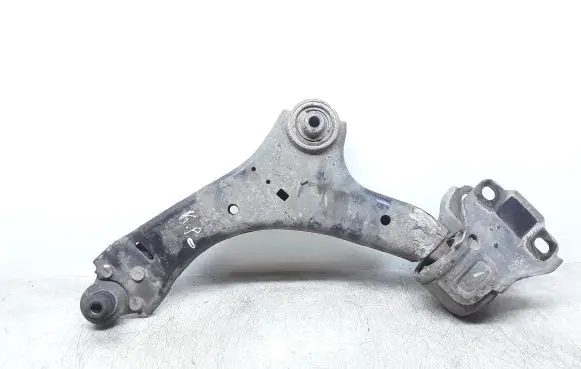 Volvo V60 Front lower control arm/wishbone