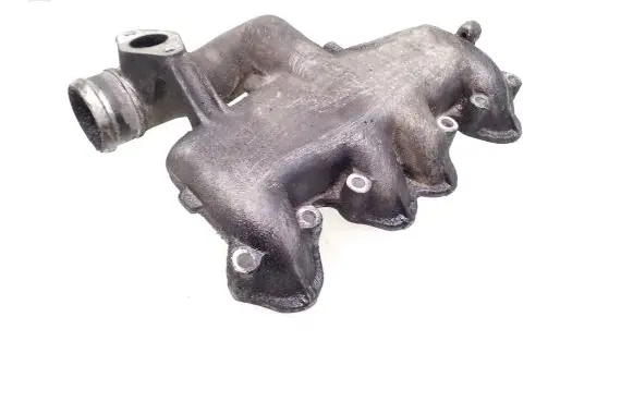 Volkswagen PASSAT B5 Intake manifold 028129713K