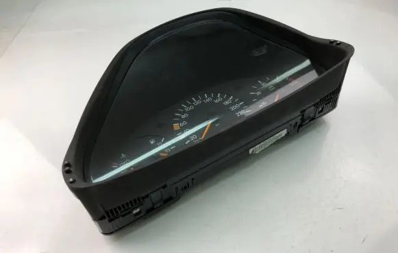 Mercedes-Benz E W210 Speedometer (instrument cluster) 2105401448