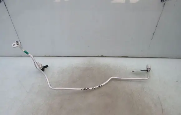 Nissan X-Trail T33 Air conditioning (A/C) pipe/hose 924416RN3B