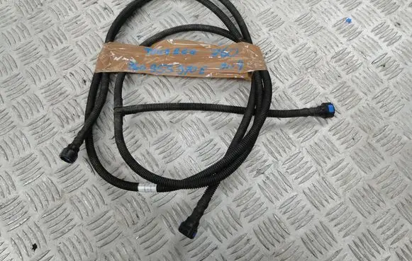 Volkswagen Touareg III Rear window washer fluid hose