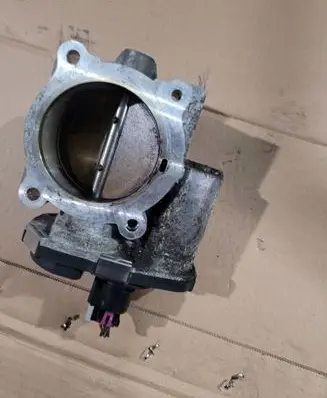 Chevrolet Corvette Throttle valve