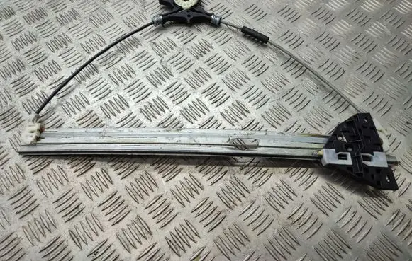 Mazda 3 I Front window lifting mechanism without motor