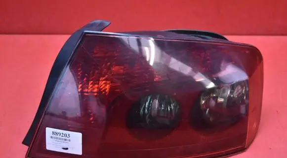 Peugeot 407 Rear/tail lights 08-550-1937-B
