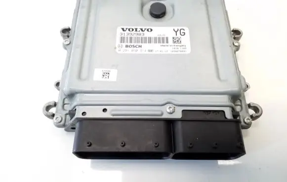 Volvo V60 Engine control unit/module 31392983 0281030914