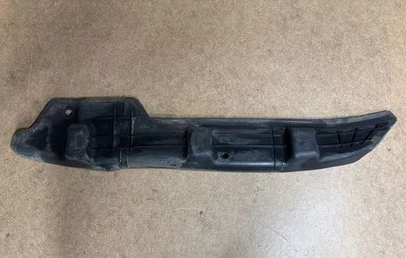 Skoda Superb B6 (3T) Fender end trim 3T0821111
