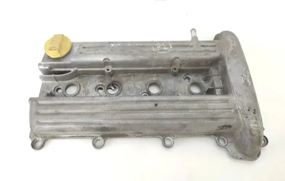 Opel Astra F Rocker cam cover 