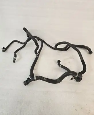 Volvo XC90 Engine coolant pipe/hose