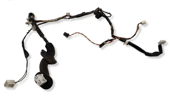 Toyota Avensis T250 Rear door wiring loom 8215405210