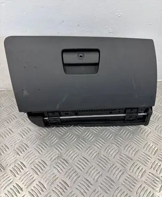 BMW 3 E90 E91 Glove box 7075479