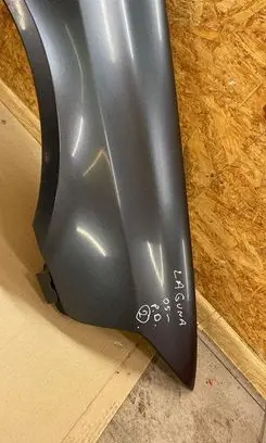 Renault Laguna II Fender