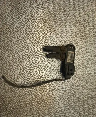 Volkswagen Crafter Exhaust gas pressure sensor 076906051B